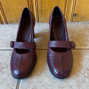 Aerosols Pumps Womens 8M Mary Jane Heels Burgundy ￼Cover Charge Retro Shoes Red